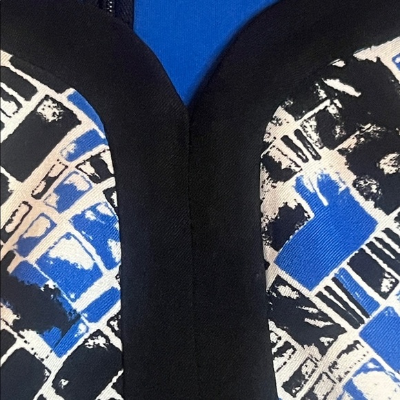 Jessica Abstract Blue and Black Dress with belt sz 10 Petite - Picture 6 of 14